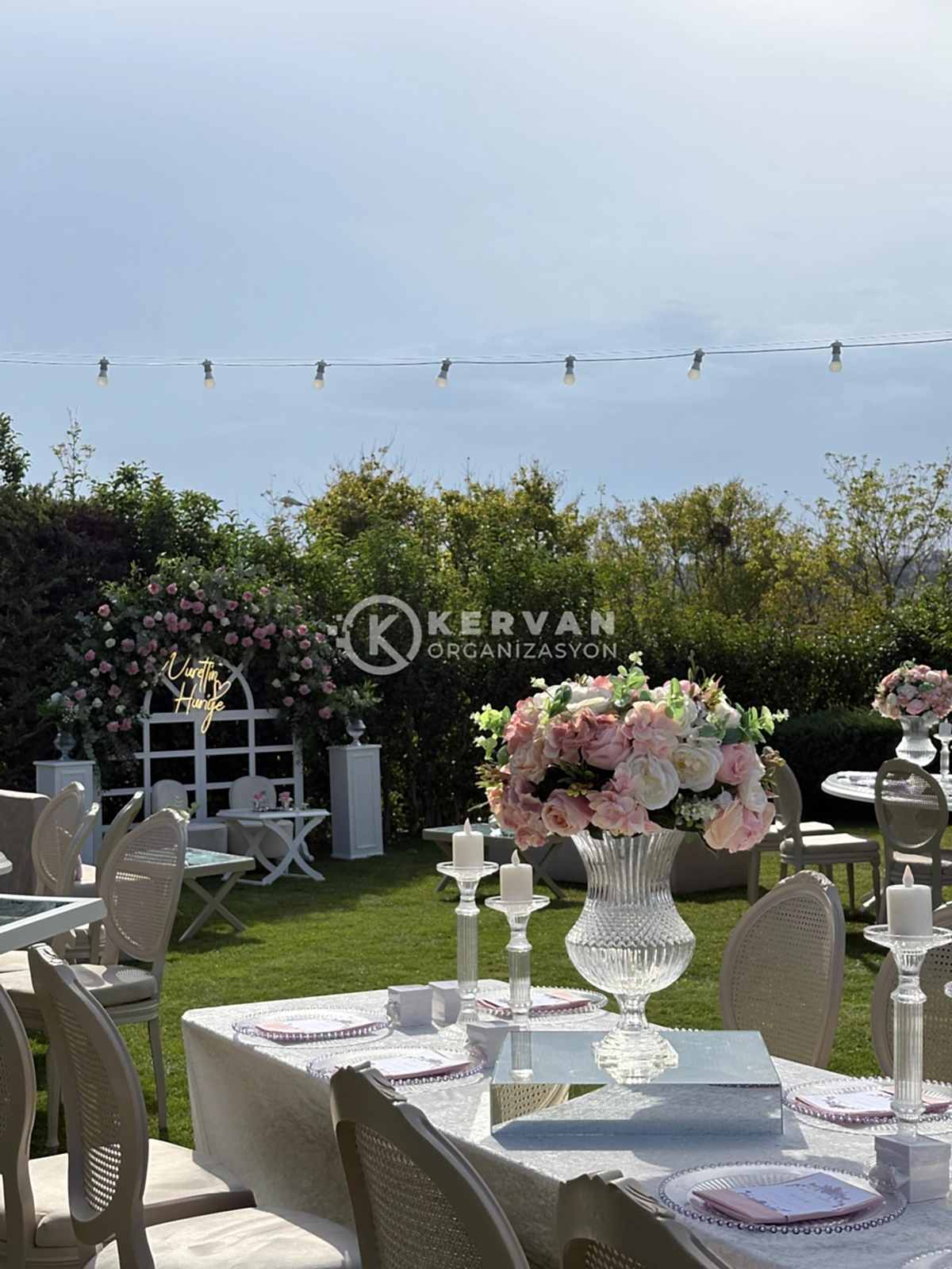 Bahçede Nişan Organizasyonu