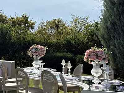 Bahçede Nişan Süsleri